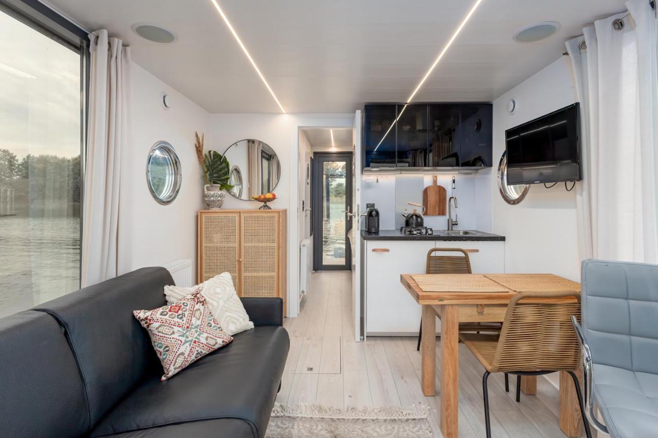 Lemuria Houseboat - Plywajacy Domek Na Wodzie Breslavia Esterno foto