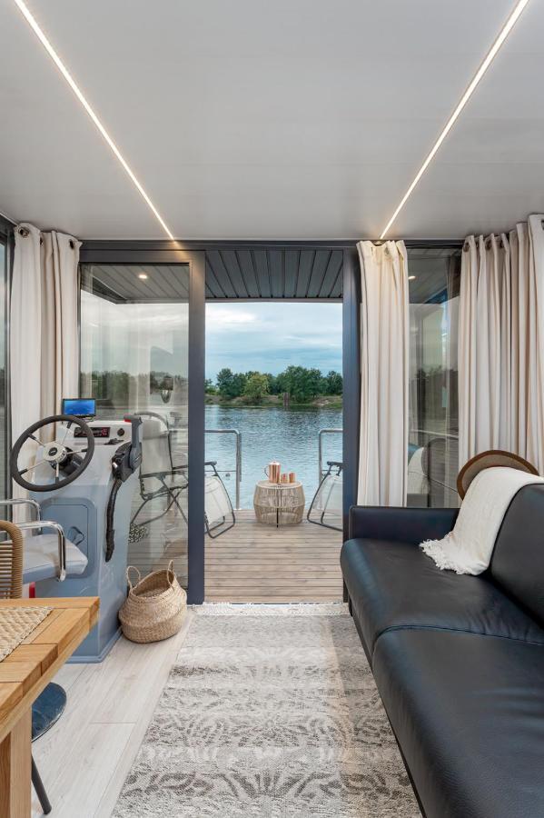 Lemuria Houseboat - Plywajacy Domek Na Wodzie Breslavia Esterno foto